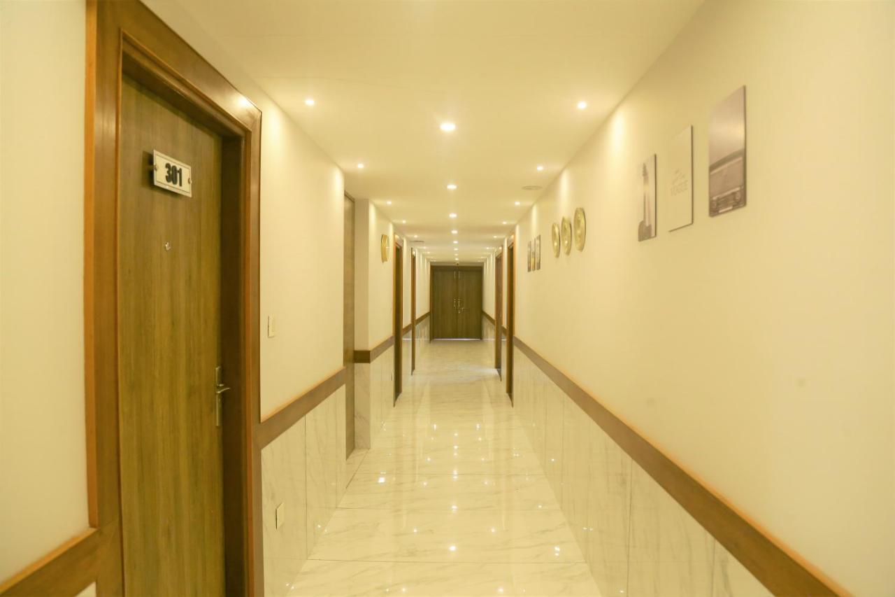 The Eleganza Hotel Jhajra ภายนอก รูปภาพ