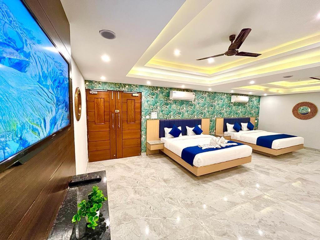 The Eleganza Hotel Jhajra ภายนอก รูปภาพ